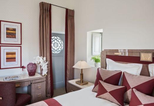 Château Lafaurie-Peyraguey Hôtel & Restaurant Lalique Hotel Overview