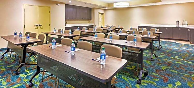 Candlewood Suites 中西部城市(Candlewood Suites Midwest City)图片