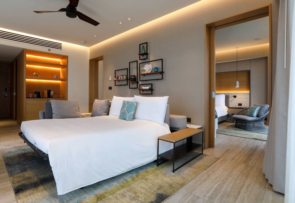 Renaissance Cancun Resort & Marina Hotel Overview