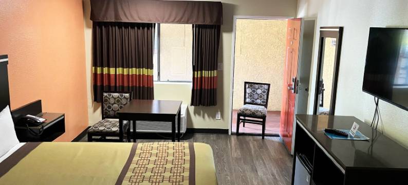 里维拉汽车旅馆-皮科里韦拉(Rivera Inn & Suites Motel)图片