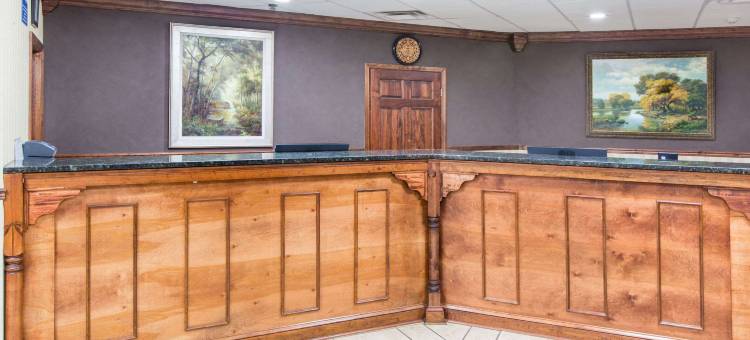 哥伦布北摩尔堡温德姆戴斯酒店(Days Inn by Wyndham Columbus-North Fort Moore)图片