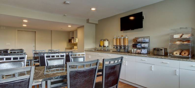 坎卢普斯骑士酒店(Knights Inn Kamloops)图片