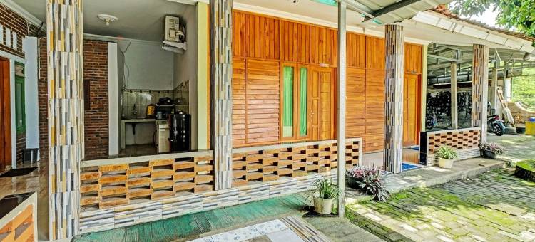 OYO 3355 Homestay Syariah Asyuban图片