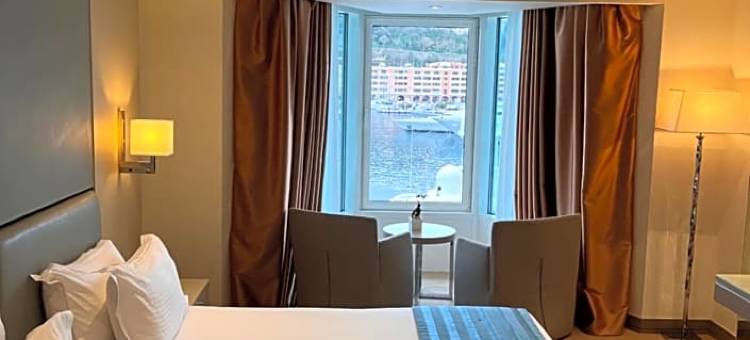 港口宫殿酒店(Port Palace)图片