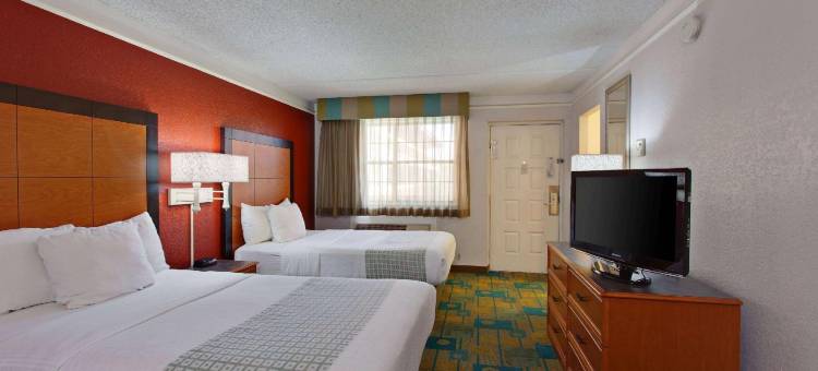 温德姆旗下拉昆塔温德姆酒店-科斯塔梅萨/纽波特海滩(La Quinta Inn by Wyndham Costa Mesa / Newport Beach)图片