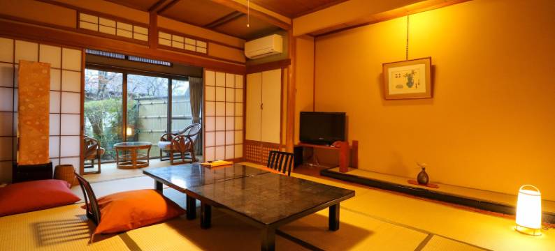 伊豆长冈温泉 日本作家武者小路实笃之宿 泉庄(Saneatu No Yado Izumiso)图片