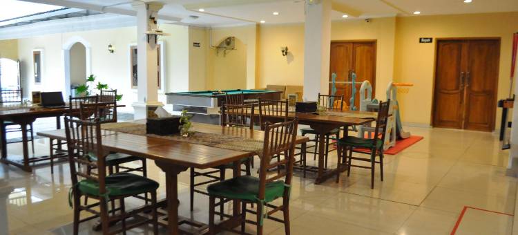 The Swarna Hotel Bayah图片