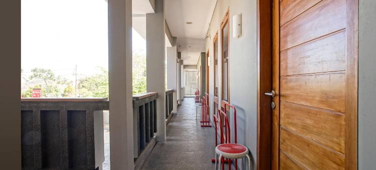 日惹红色伙伴格利亚达迈伊斯兰酒店(Griya Damai Syariah Yogyakarta Mitra RedDoorz)图片