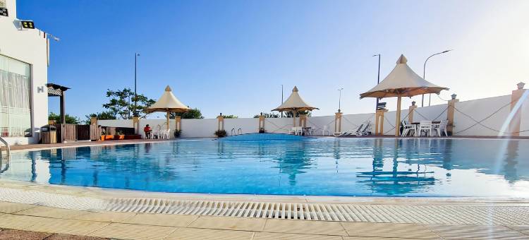 瑞玛斯酒店套房(Remas Hotel Suites - Al Khoudh, Seeb, Muscat)图片