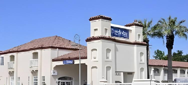 雷丁加利福尼亚州Travelodge by Wyndham(Travelodge by Wyndham Redding CA)图片