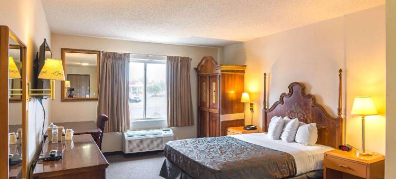 科罗拉多斯普林斯中心罗德威酒店(Rodeway Inn Central Colorado Springs)图片