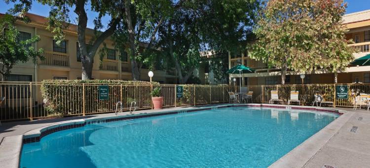 奥斯汀奥尔托夫拉昆塔温德姆酒店(La Quinta Inn by Wyndham Austin Oltorf)图片