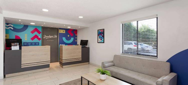 德维洛珀酒店高速公路 由温德姆豪生管理(Howard Johnson by Wyndham Orlando Lake Buena Vista South)图片