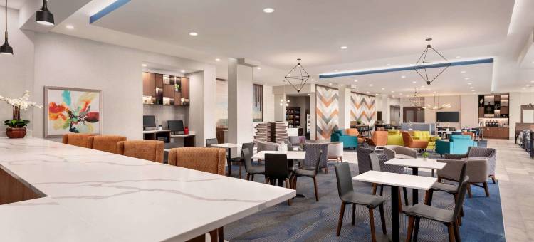 不伦瑞克金岛拉昆塔温德姆套房酒店(La Quinta Inn & Suites by Wyndham Brunswick/Golden Isles)图片