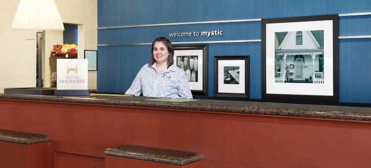 米斯提欢朋套房酒店(Hampton Inn & Suites Mystic)图片