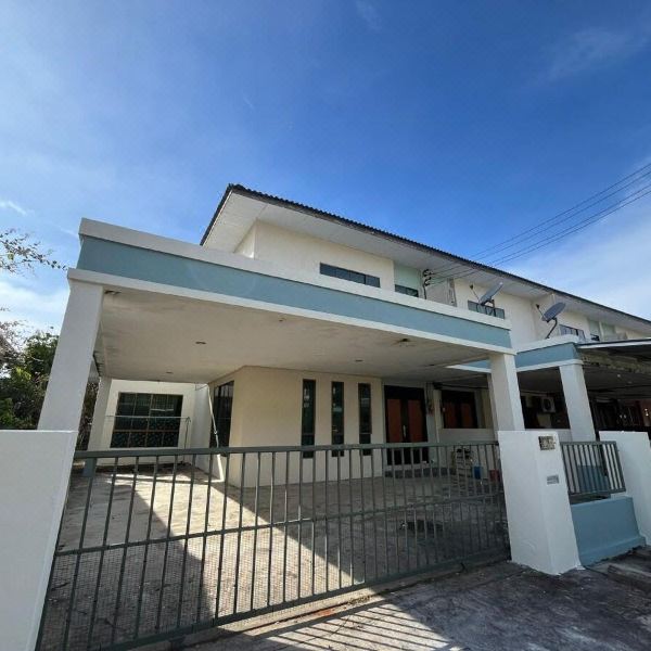 位于沐胶的2卧室独栋房屋-1540平方米|带2个独立浴室(Mukah Tulips Homestay 2 Bedrooms)图片
