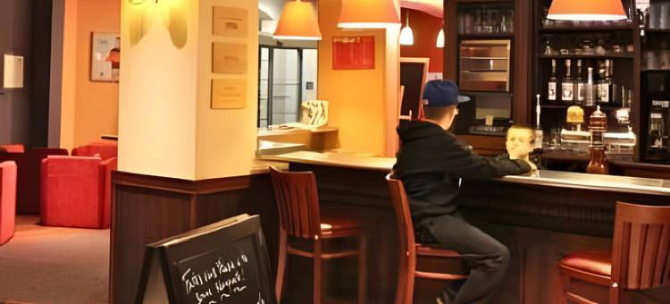 宜必思里尔洛姆中心酒店(Ibis Lille Lomme Centre)图片