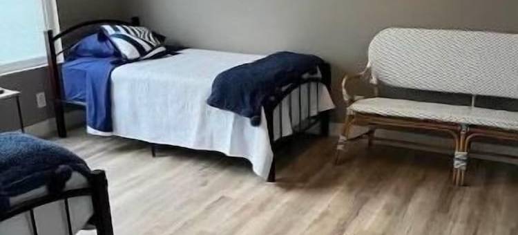 Enjoy Sunsets in a enclosed Jacuzzi in any weather!图片