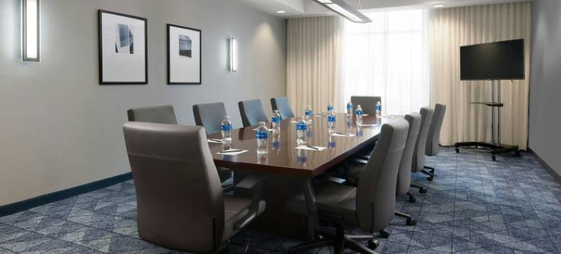 拉伯克市中心/大学区万怡酒店(Courtyard Lubbock Downtown/University Area)图片