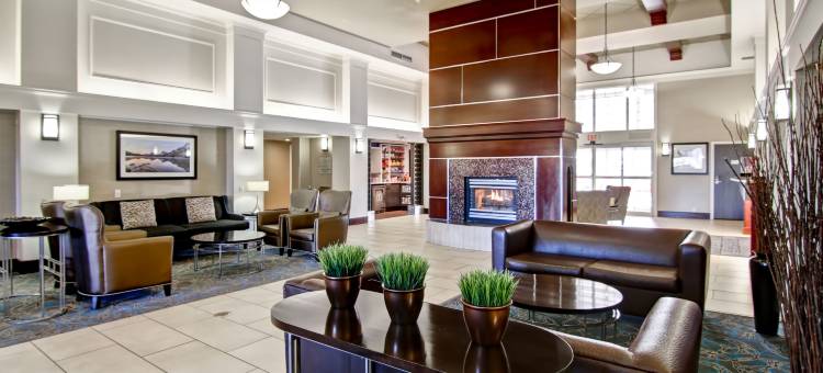 希尔顿欢朋套房酒店-卡尔加里西机场(Hampton Inn & Suites by Hilton Calgary-Airport)图片