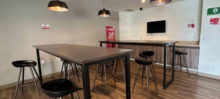 赫瓦拉斯城领事馆长住套房酒店(Extended Suites Ciudad Juarez Consulado)图片