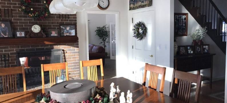 Silent Lake - Peaceful Fall Tree Color Destination Luxury Vacations Autumn 2026图片