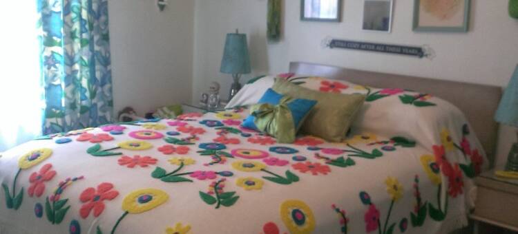 Relax & Revisit your Yesterdays with a Retro Staycation!图片