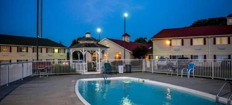 欧塞奇比奇奥扎克湖温德姆戴斯酒店(Days Inn by Wyndham Osage Beach Lake of the Ozarks)图片