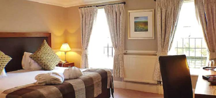 哈顿庭园酒店(Hatton Court Hotel)图片