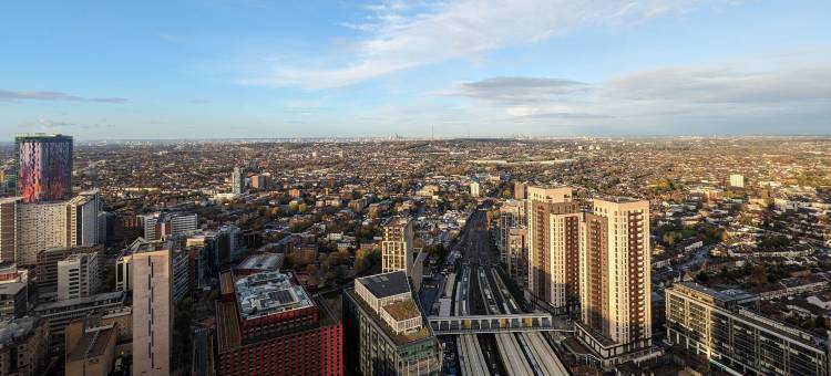 查尔斯希望的克罗伊登(Charles Hope London Croydon)图片