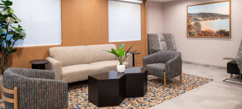 科斯塔梅萨纽波特海滩希尔顿欢朋酒店(Hampton Inn by Hilton Costa Mesa Newport Beach)图片