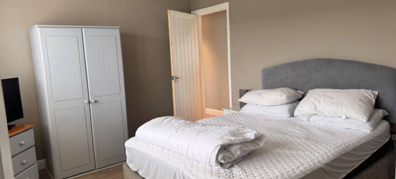 宠物友好 - 两卧室平房 热水浴缸 停车(Pet-Friendly - 2 Bedrooms Bungalow Beach - Parking)图片