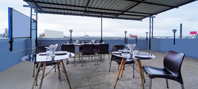 Treebo Surya Comforts, 距离科尔哈普尔火车站200米(Treebo Surya Comforts, 200 Mtrs from Kolhapur Railway Station)图片