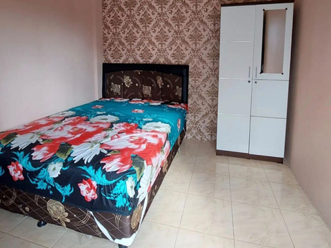 OYO Life 93525 特伦加莱克瓦菲拉伊斯兰公寓