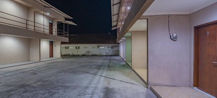 RedDoorz Plus @ Bukit Cinta街道(RedDoorz Plus at Bukit Cinta Street Balikpapan)图片