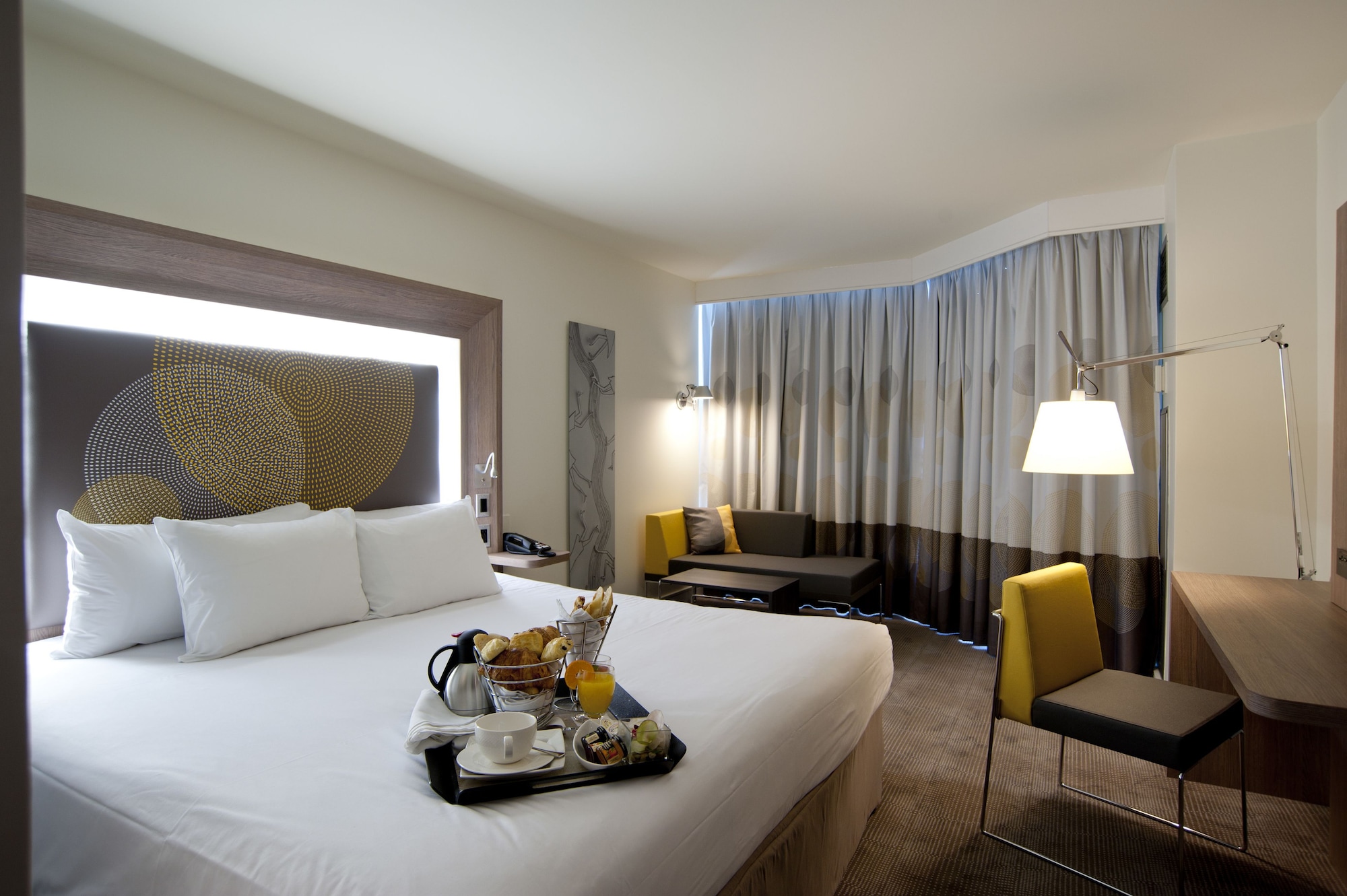 Novotel Toronto North YorkOver view