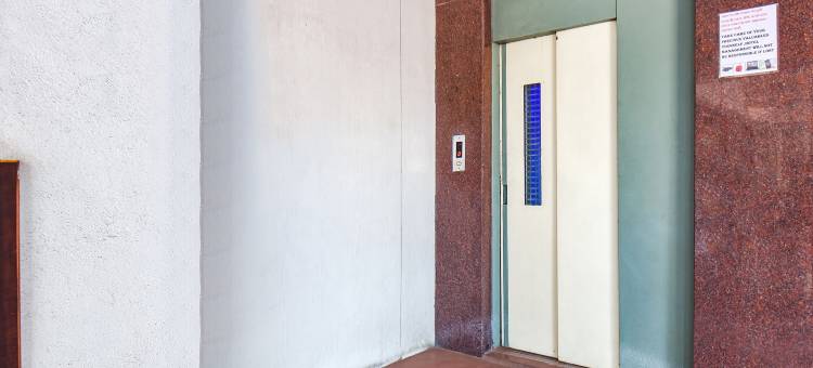 Fabhotel 亚什拉杰旅馆(Via Yashraj Inn - Bjs College)图片