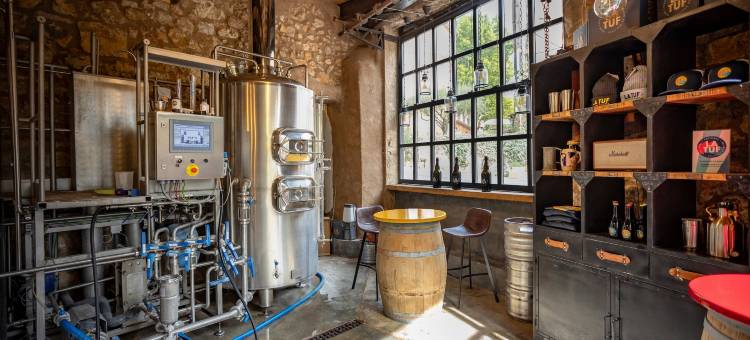 楼卡伦(Lou Calen)图片