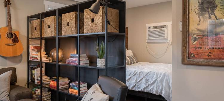 学而优则仕(Studied Perfection)图片