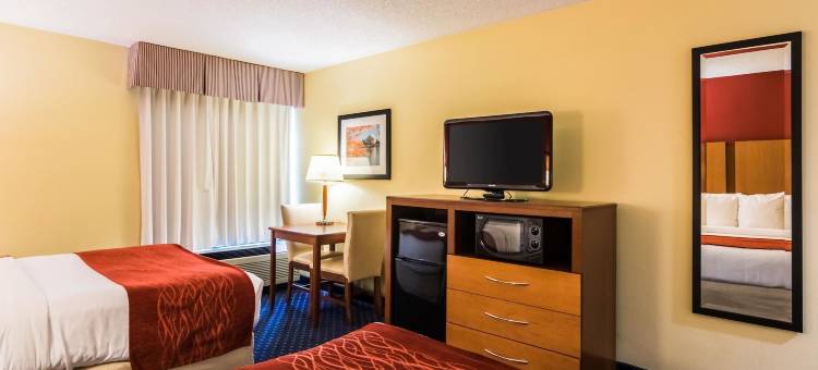 克林顿费尔菲尔德万豪酒店及套房(Fairfield by Marriott Inn & Suites Clinton)图片