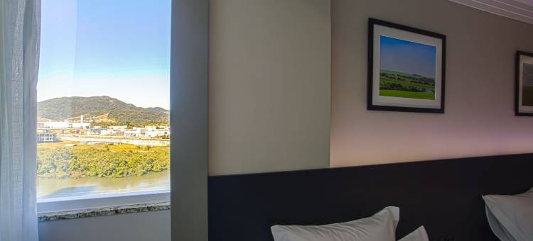 圣塔旅馆酒店(Santa Inn Hotel)图片