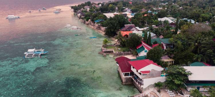 澎湖湾酒店墨宝宿务(Pescadores Suites Moalboal)图片