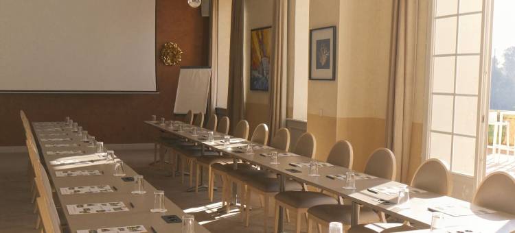 德拉贝古德城堡高尔夫及 Spa 酒店 - 原创精选(Hôtel Golf & Spa Château de la Bégude the Originals Collection)图片