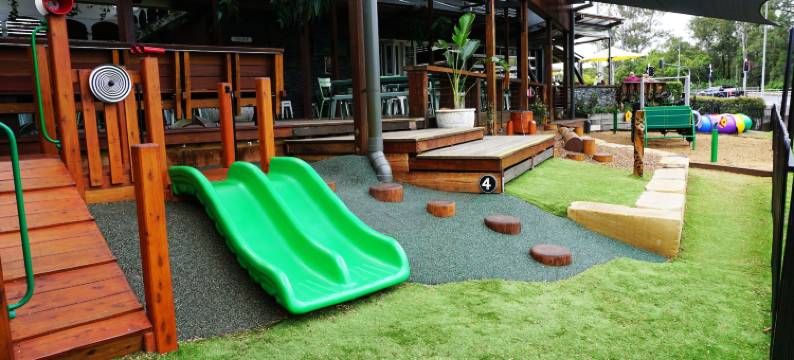 格伦套房酒店(The Glen Hotel and Suites)图片