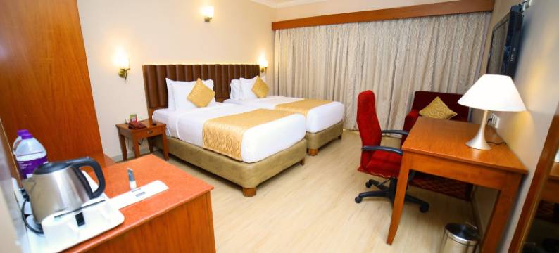 提鲁帕提拉吉公园酒店(Raj Park- Hill View)图片