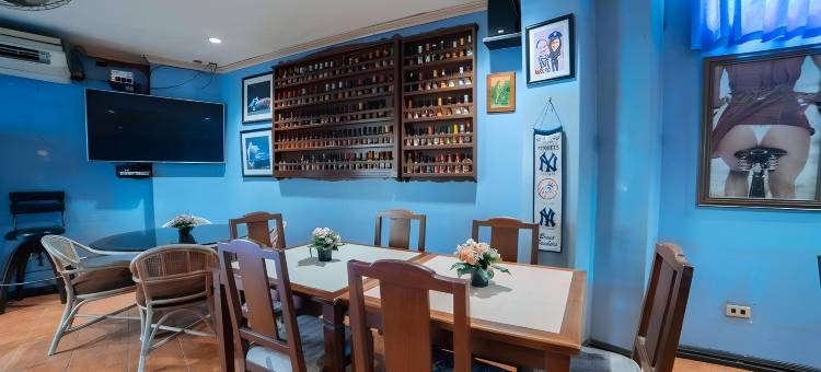 红门酒店-拉卡萨宾馆前红门酒店-塔玛林街安吉利斯市(RedDoorz @ La Casa Guesthouse former RedDoorz at Tamarind Street Angeles City)图片