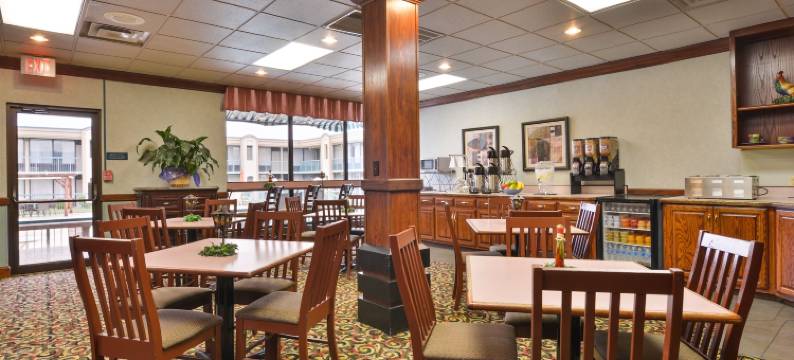 温德姆戴斯酒店 匹兹堡 堪萨斯州(Days Inn by Wyndham Pittsburg KS)图片