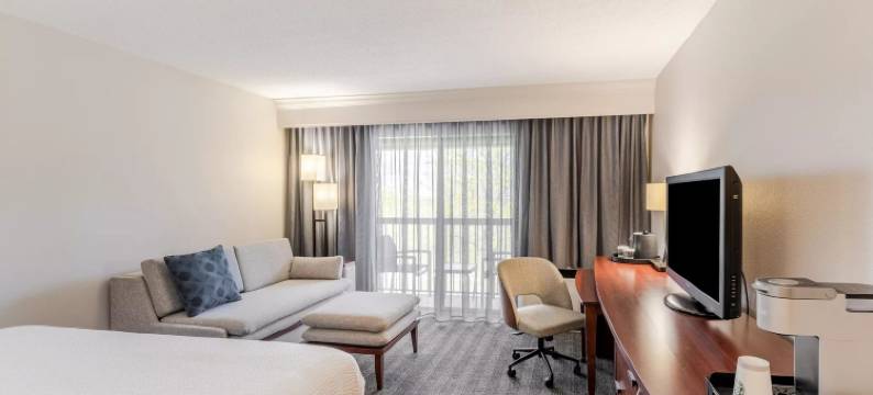 伯灵顿威利斯顿万怡酒店(Courtyard Burlington Williston)图片