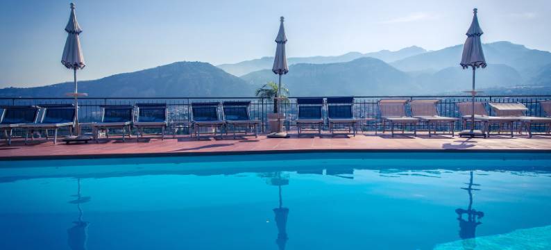 克里斯蒂娜酒店(Hotel Cristina)图片