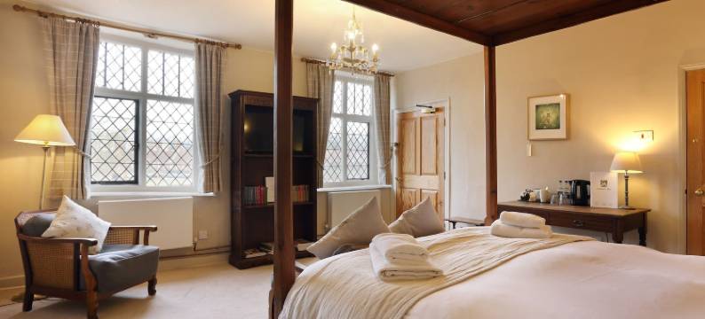 白金汉郡阿姆斯酒店(Buckinghamshire Arms)图片